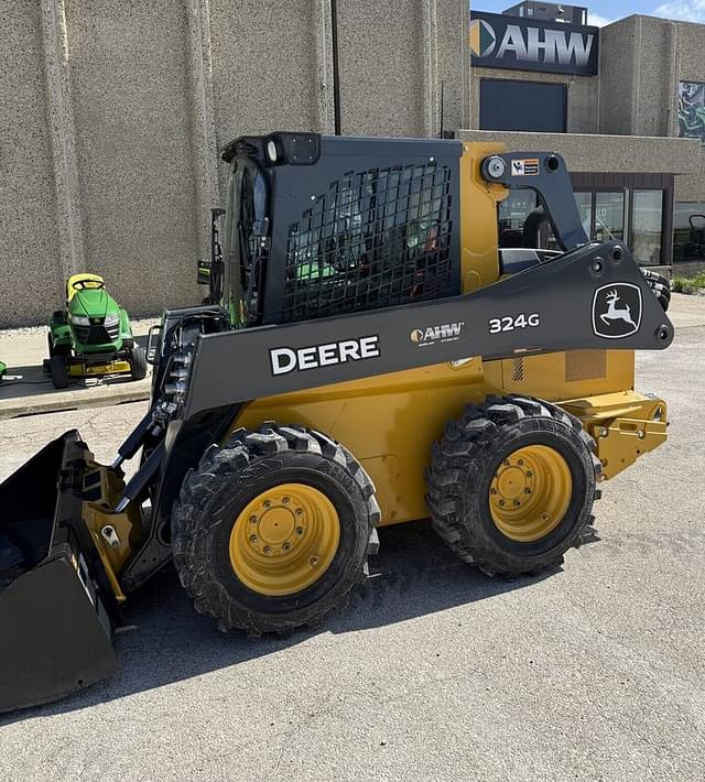 Image of John Deere 324G equipment image 1
