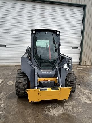 Image of John Deere 324G equipment image 2
