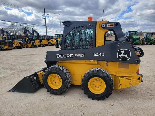 Image of John Deere 324G equipment image 1