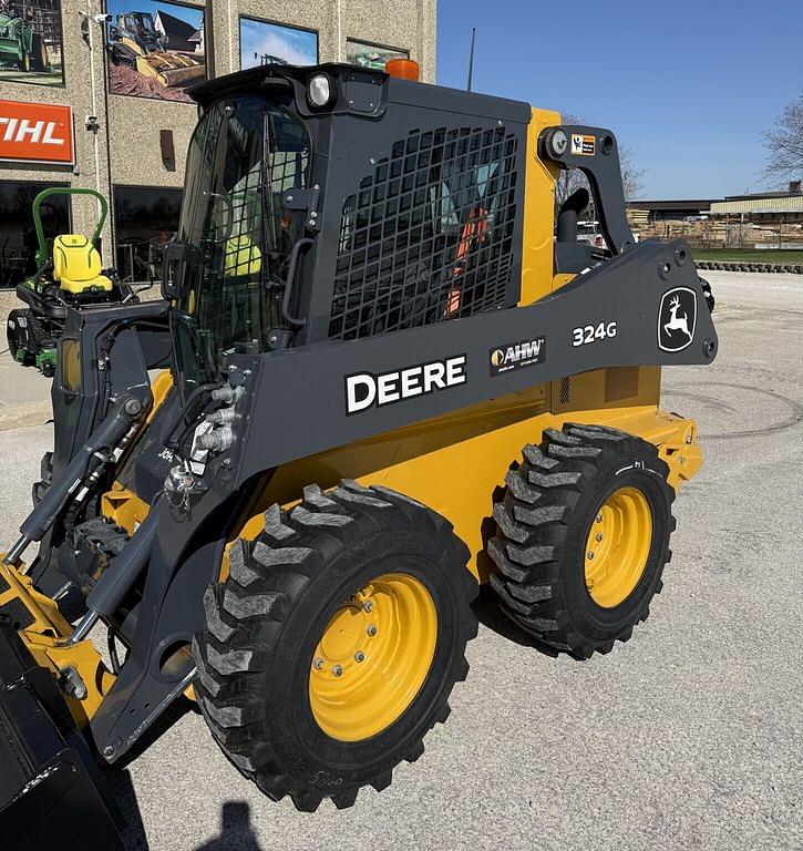 Image of John Deere 324G Primary image