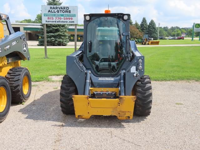 Image of John Deere 324G equipment image 3