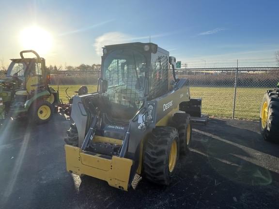 Image of John Deere 324G equipment image 3