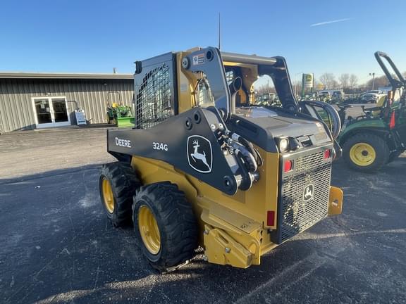 Image of John Deere 324G equipment image 2