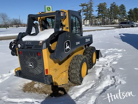 Image of John Deere 324G equipment image 3