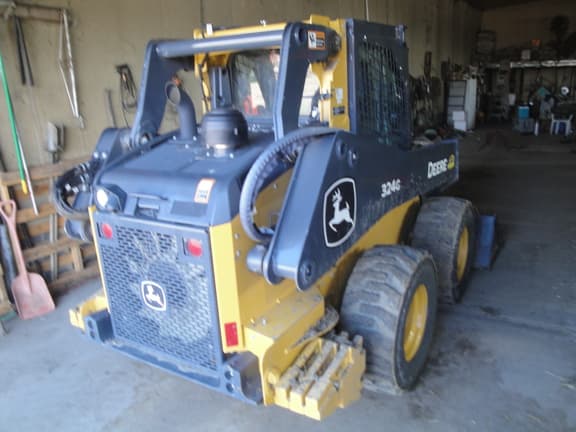Image of John Deere 324G equipment image 1