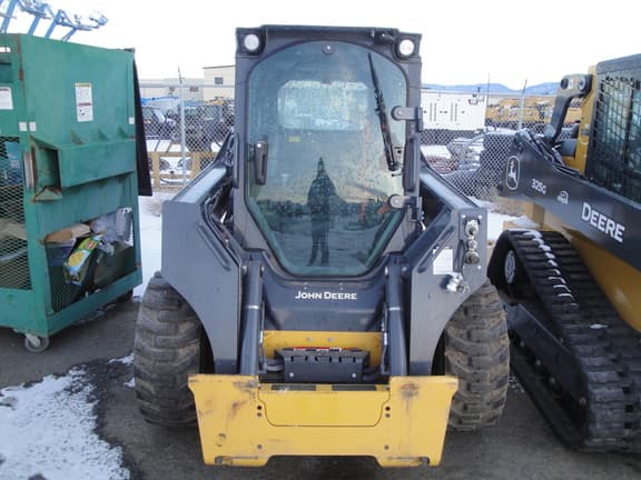 Image of John Deere 324G equipment image 1