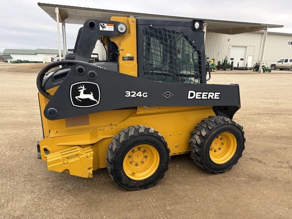 Image of John Deere 324G equipment image 2