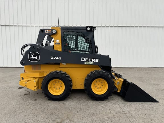 Main image John Deere 324G