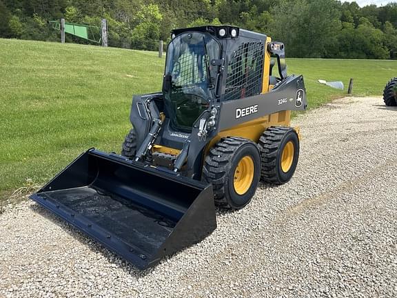 Image of John Deere 324G equipment image 1