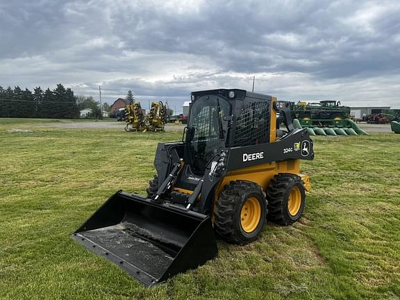 Image of John Deere 324G Primary image