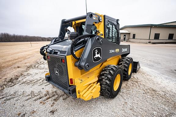 Image of John Deere 324G equipment image 4