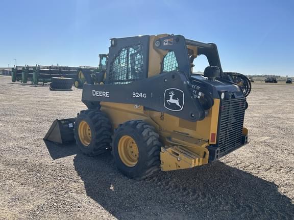 Image of John Deere 324G equipment image 4