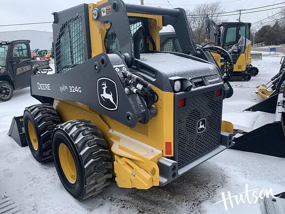 Image of John Deere 324G equipment image 3