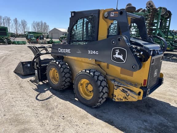 Image of John Deere 324G equipment image 3