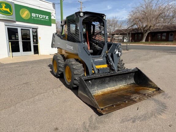 Image of John Deere 324G equipment image 3