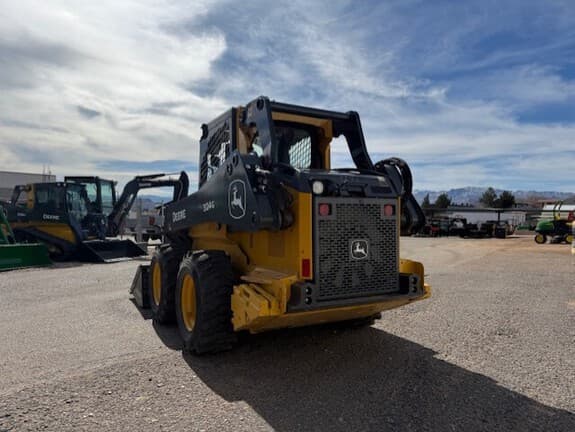 Image of John Deere 324G equipment image 2