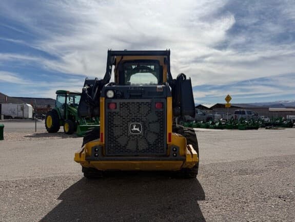 Image of John Deere 324G equipment image 3
