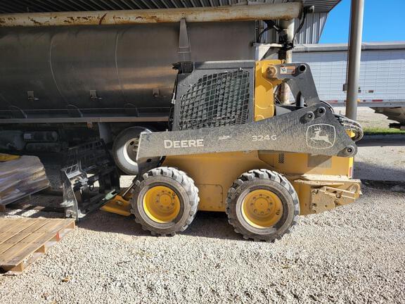 Image of John Deere 324G Primary image