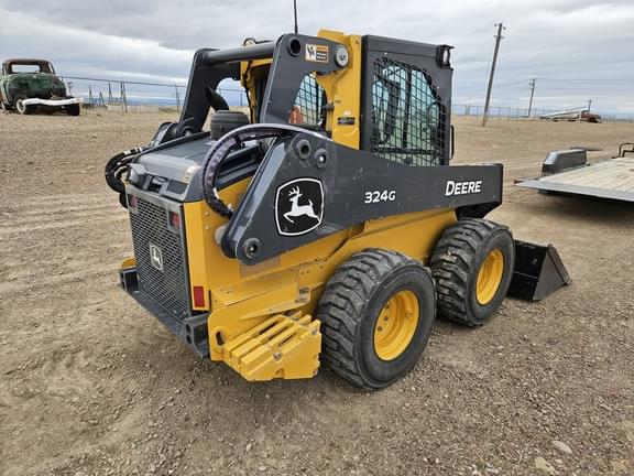 Image of John Deere 324G equipment image 4