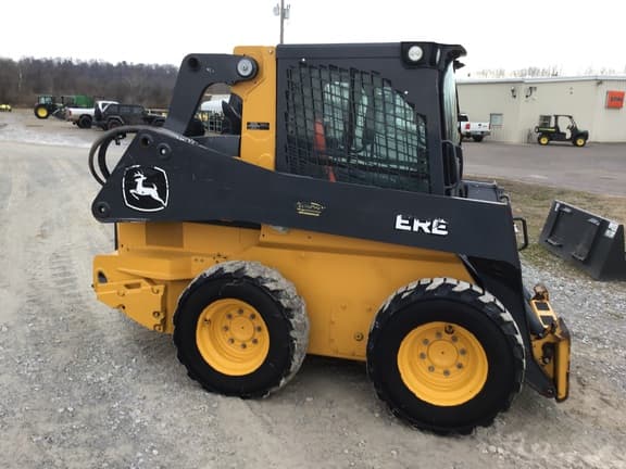 Image of John Deere 324G equipment image 1