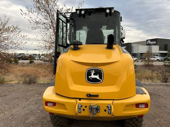 Image of John Deere 324P equipment image 3