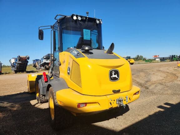 Image of John Deere 324P equipment image 1