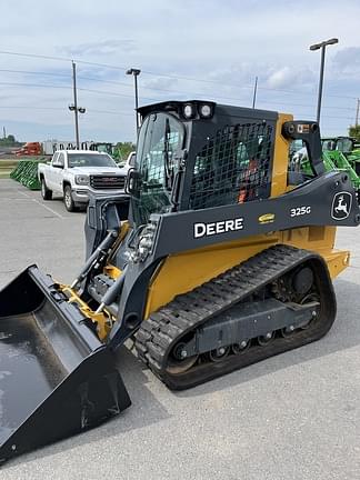 Image of John Deere 325G equipment image 2