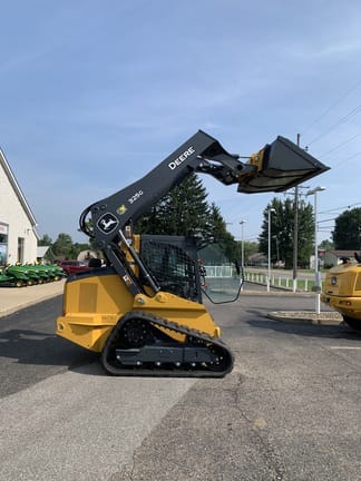 Main image John Deere 325G