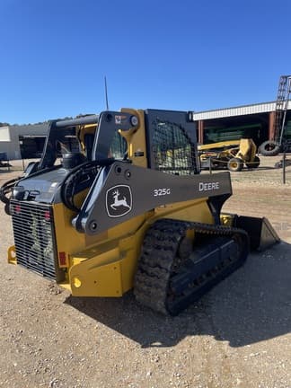 Image of John Deere 325G equipment image 3