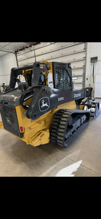 Image of John Deere 325G equipment image 2