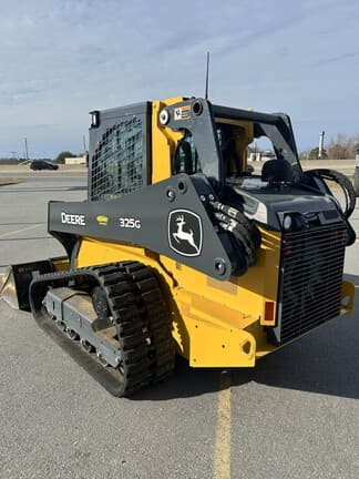 Image of John Deere 325G equipment image 3