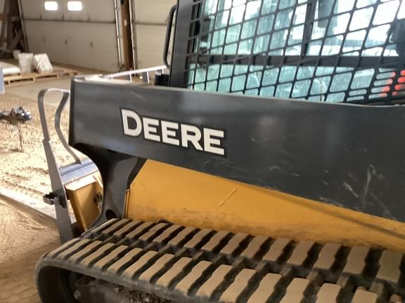 Image of John Deere 325G equipment image 2