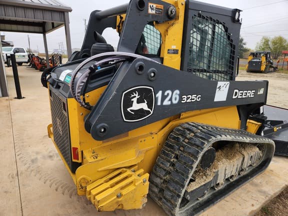 Image of John Deere 325G equipment image 4