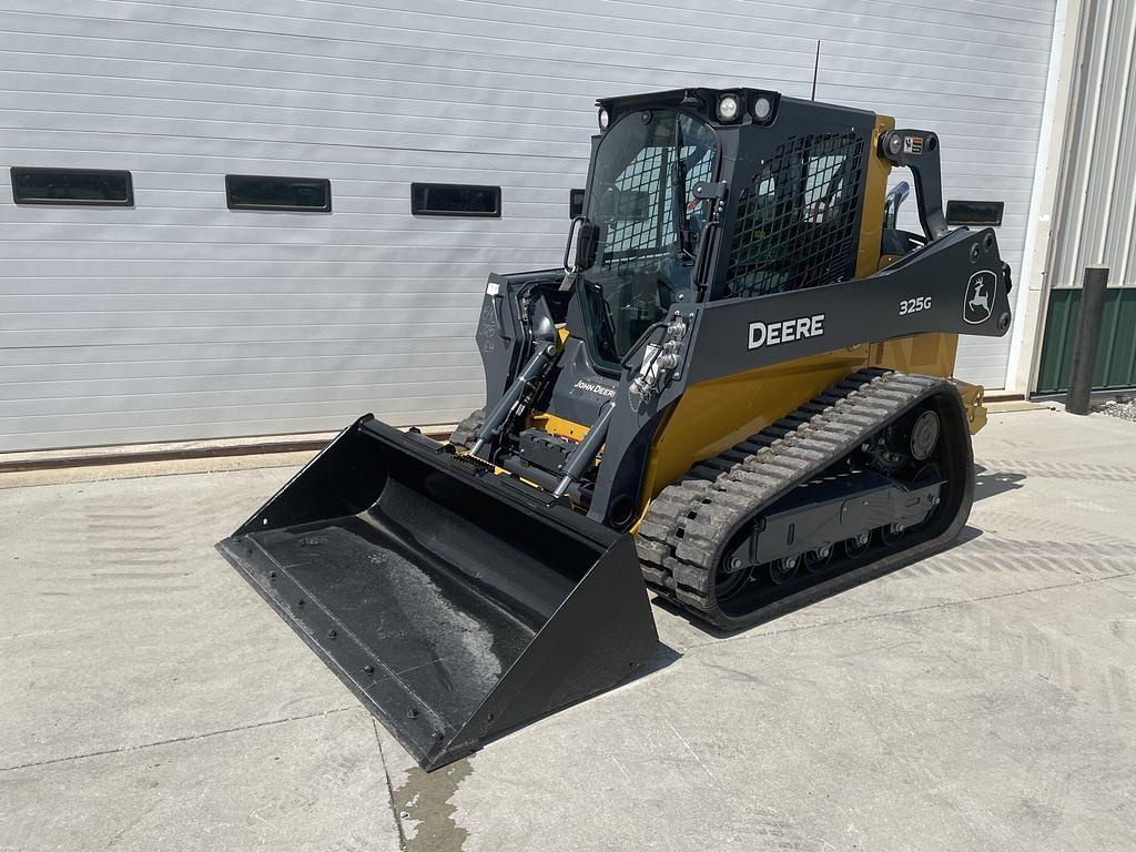 Image of John Deere 325G Primary image