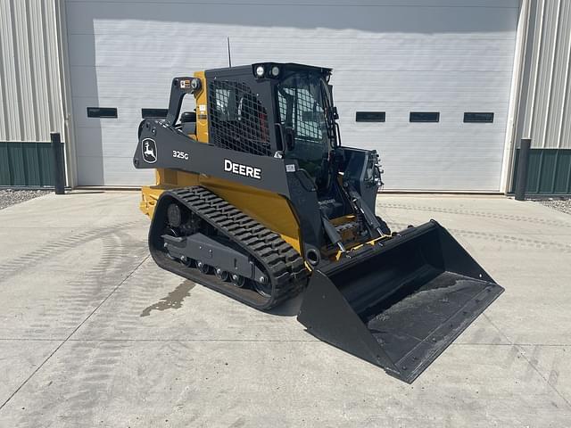 Image of John Deere 325G equipment image 4
