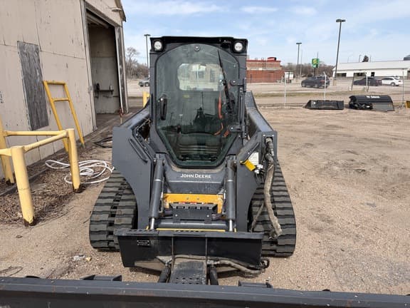 Image of John Deere 325G equipment image 1