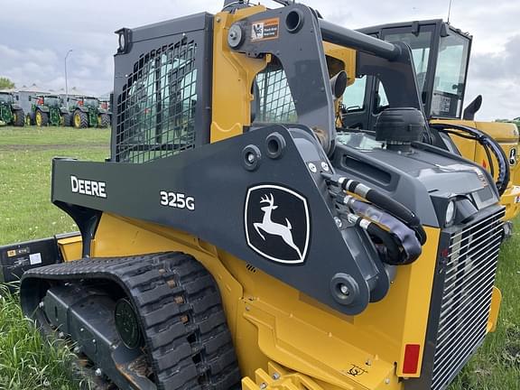 Image of John Deere 325G equipment image 3