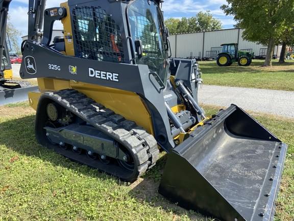 Image of John Deere 325G equipment image 1