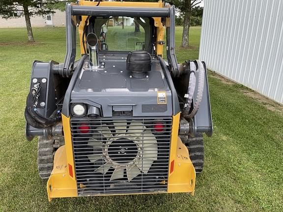 Image of John Deere 325G equipment image 3