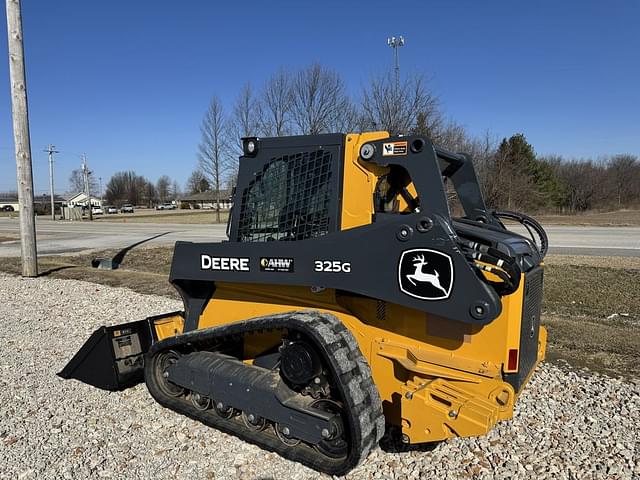 Image of John Deere 325G equipment image 2