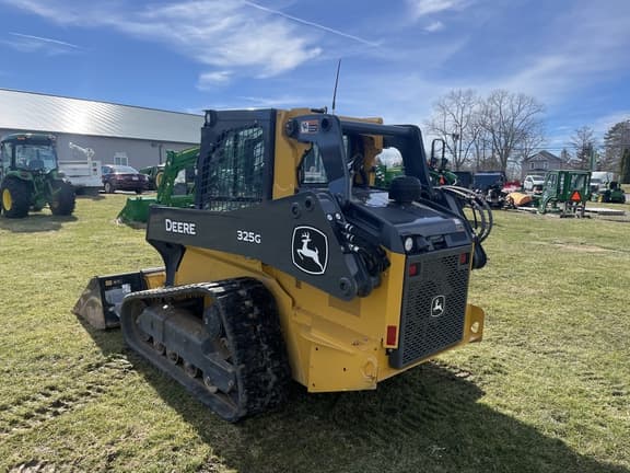 Image of John Deere 325G equipment image 4