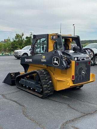 Image of John Deere 325G equipment image 2