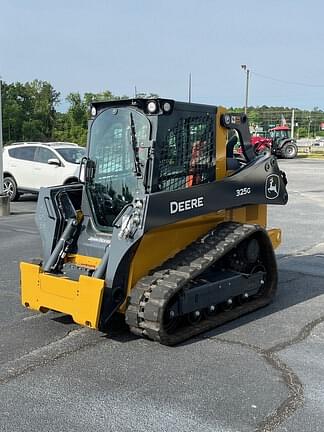 Image of John Deere 325G equipment image 3