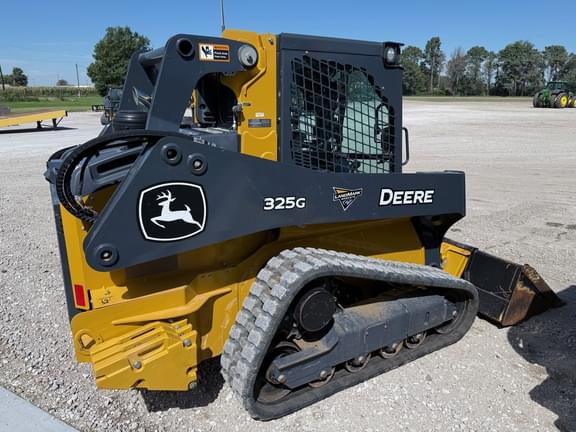 Image of John Deere 325G equipment image 2