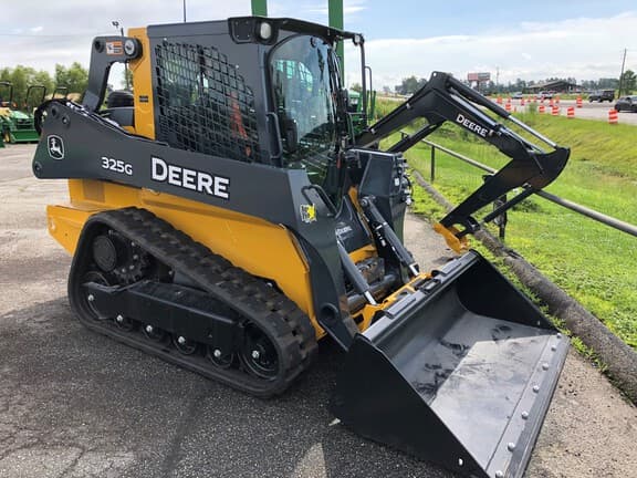 Image of John Deere 325G equipment image 1