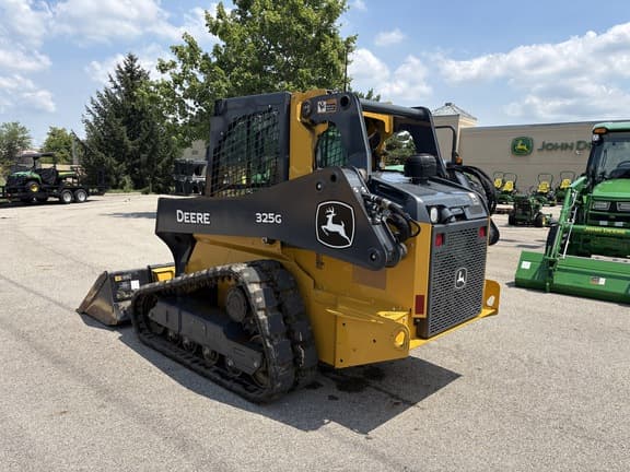 Image of John Deere 325G equipment image 4