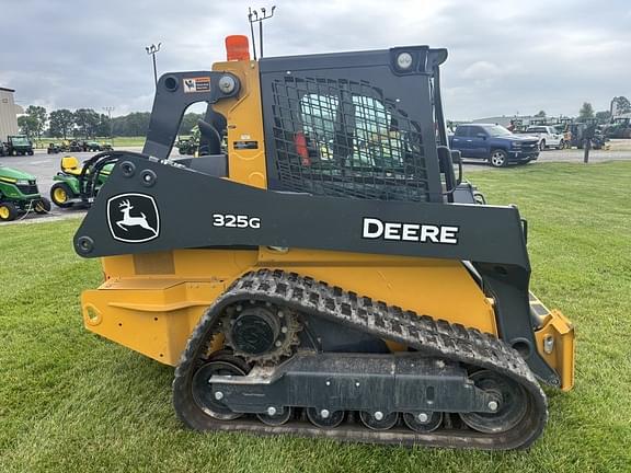 Image of John Deere 325G equipment image 2