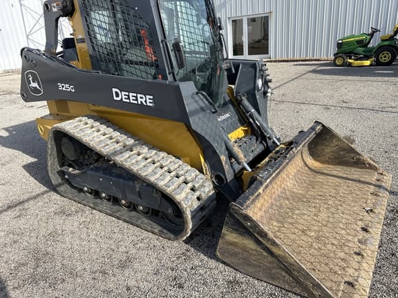 Image of John Deere 325G equipment image 2