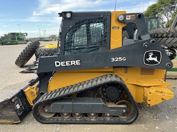 Image of John Deere 325G equipment image 3