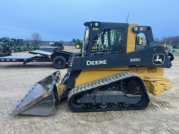 Image of John Deere 325G equipment image 4